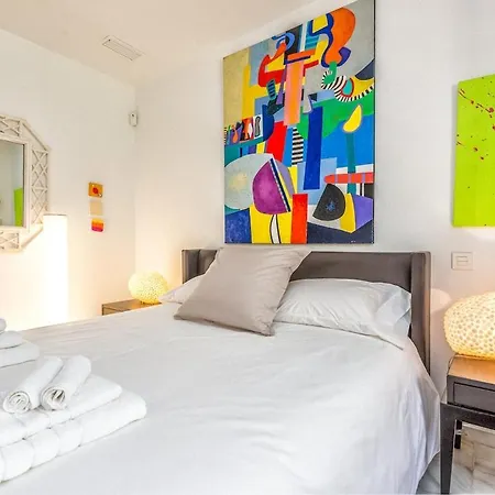 Beachfront Golden Mile Holiday home Marbella